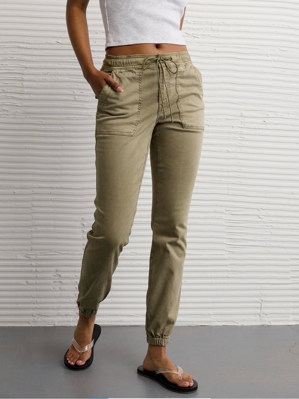 American Eagle High-waisted Jegging Jogger Olive Green Pants women’s size 12 s